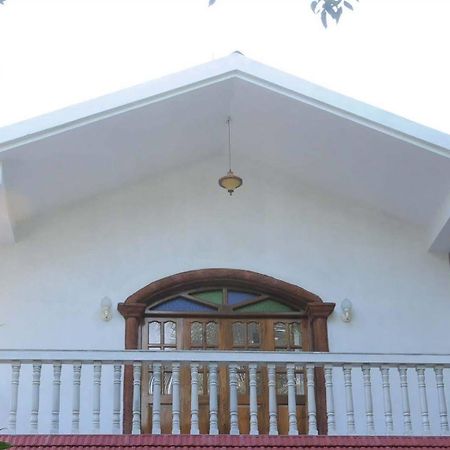 D'Souza'S Holiday Homes Candolim Bagian luar foto